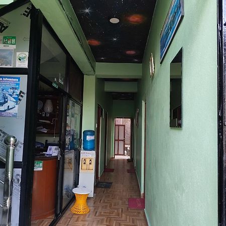 Harry Guest House & Restaurant Pokhara Luaran gambar