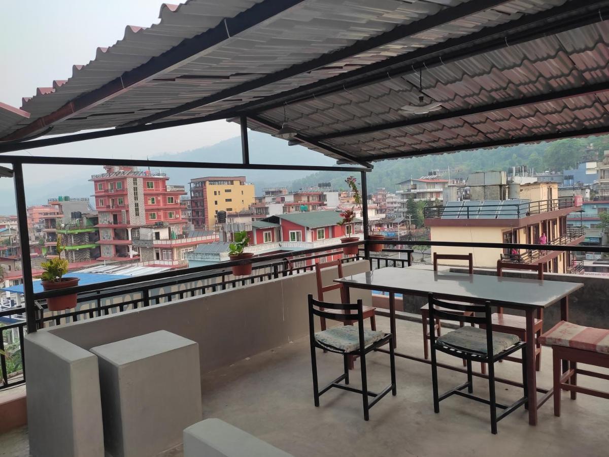 Harry Guest House & Restaurant Pokhara Luaran gambar