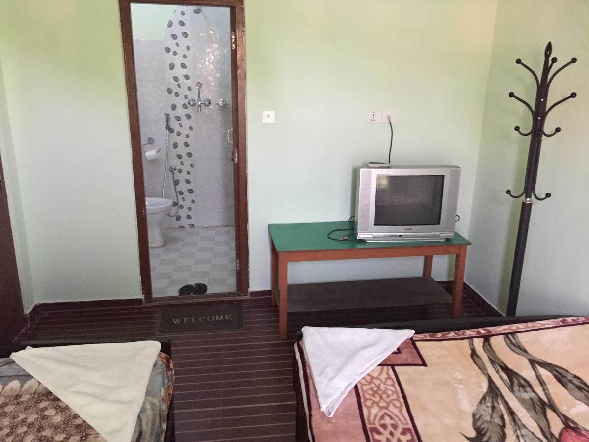 Harry Guest House & Restaurant Pokhara Luaran gambar