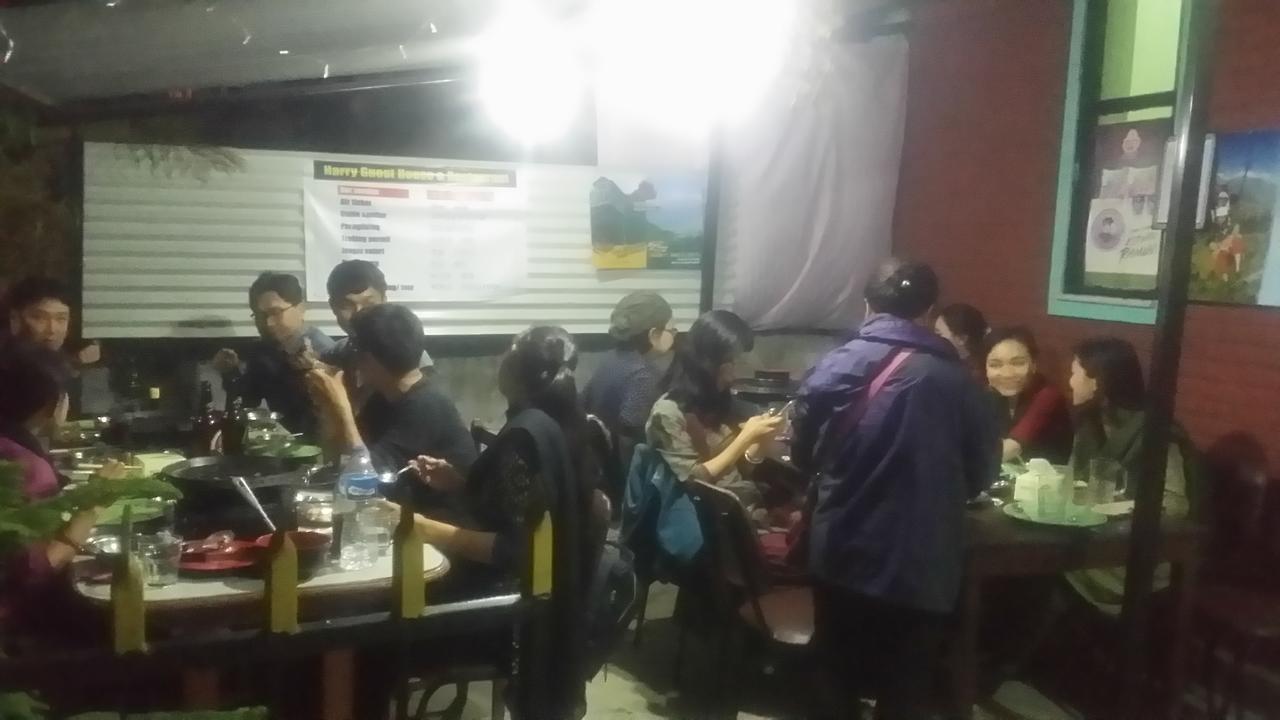 Harry Guest House & Restaurant Pokhara Luaran gambar