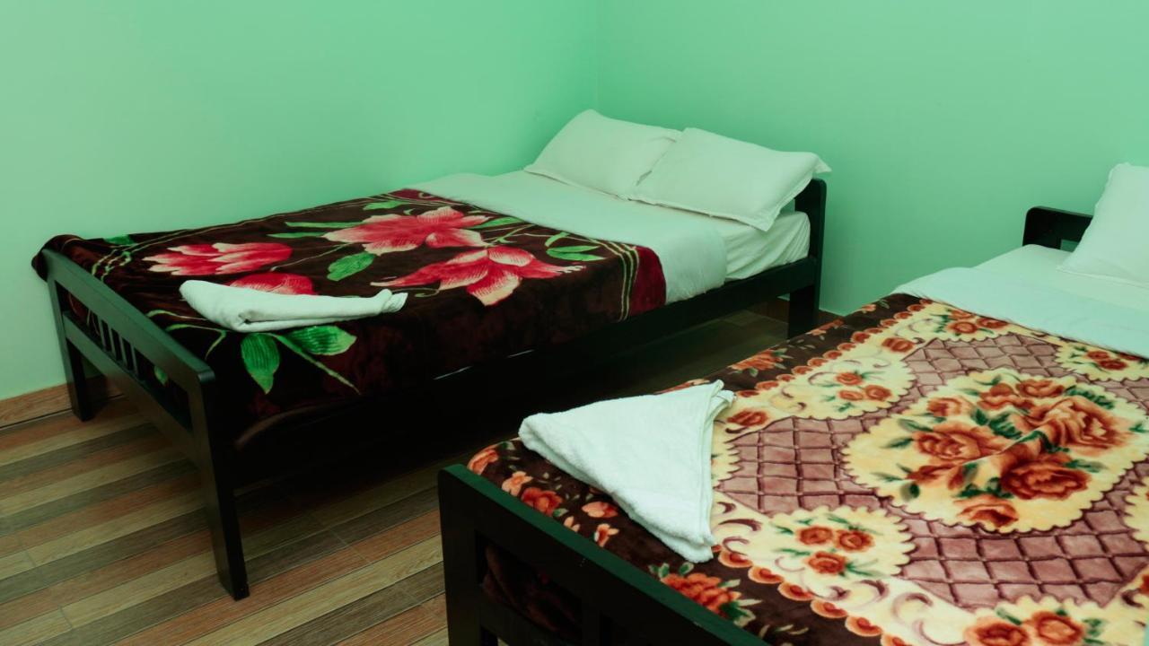 Harry Guest House & Restaurant Pokhara Luaran gambar
